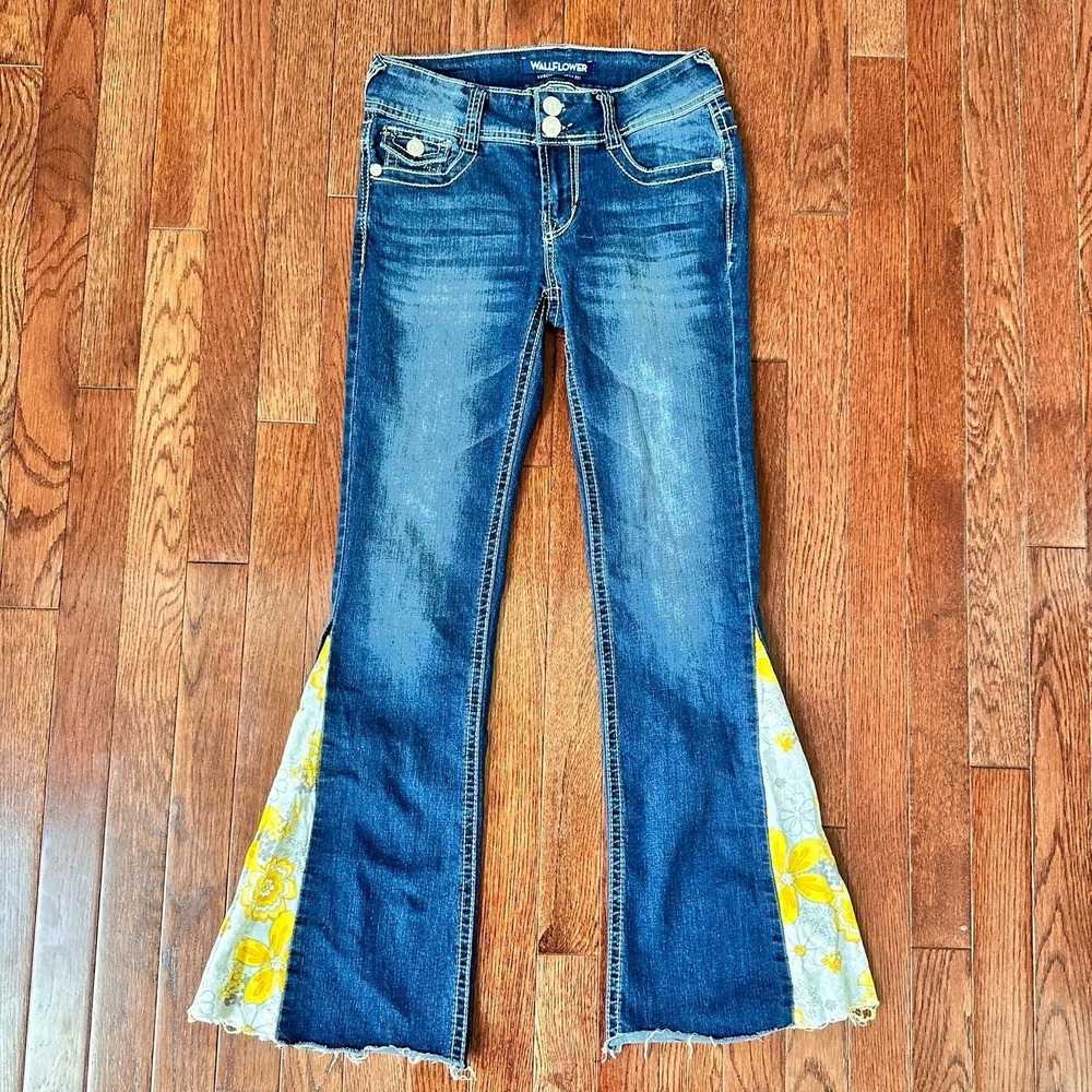 Wallflower Luscious Curvy Fit Dark Denim Flare Bell Bottoms  Low Rise Jeans